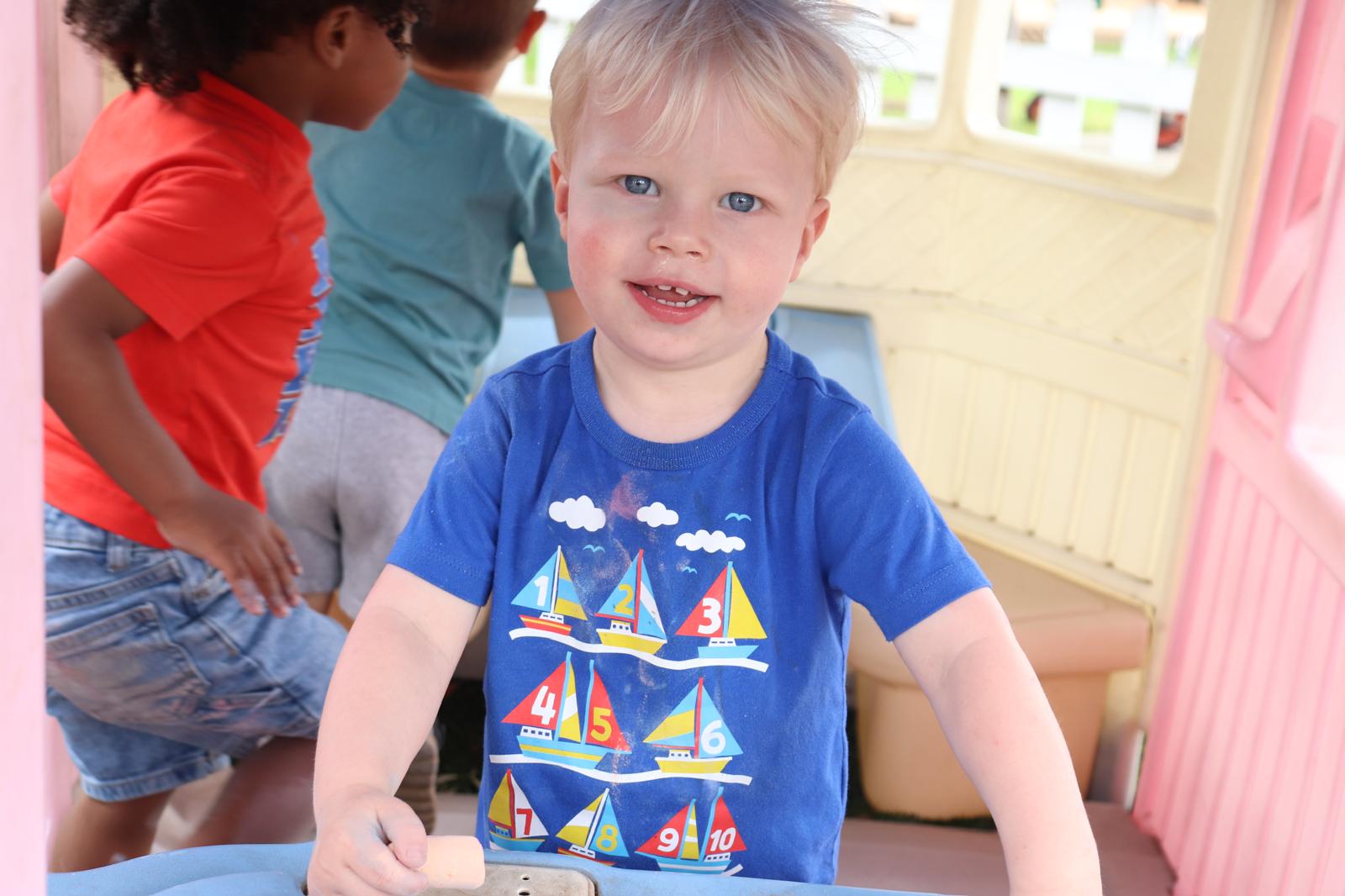 Montessori curriculum in Plano TX children learning at Palm Grove